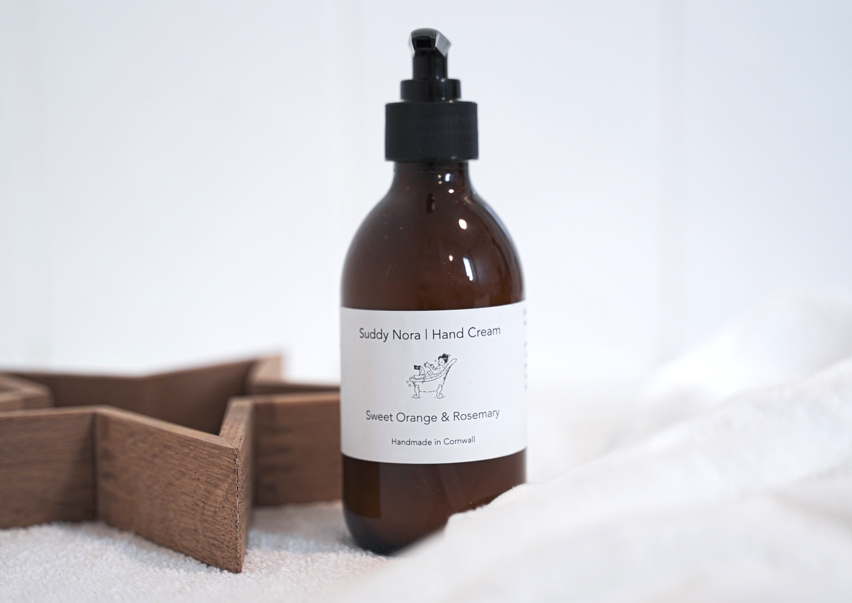 Sweet Orange & Rosemary Hand Cream Sweet Orange & Rosemary Hand Cream